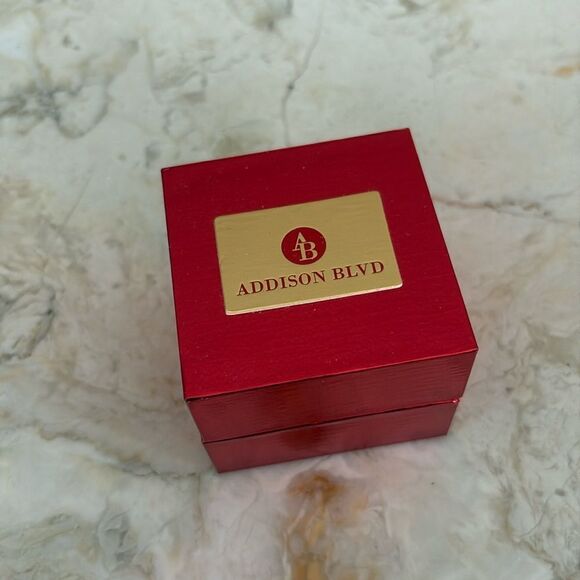 NEW! 925 Sterling Silver & Mother of Pearl / Cubic Zirconia Earrings - Picture 7 of 7